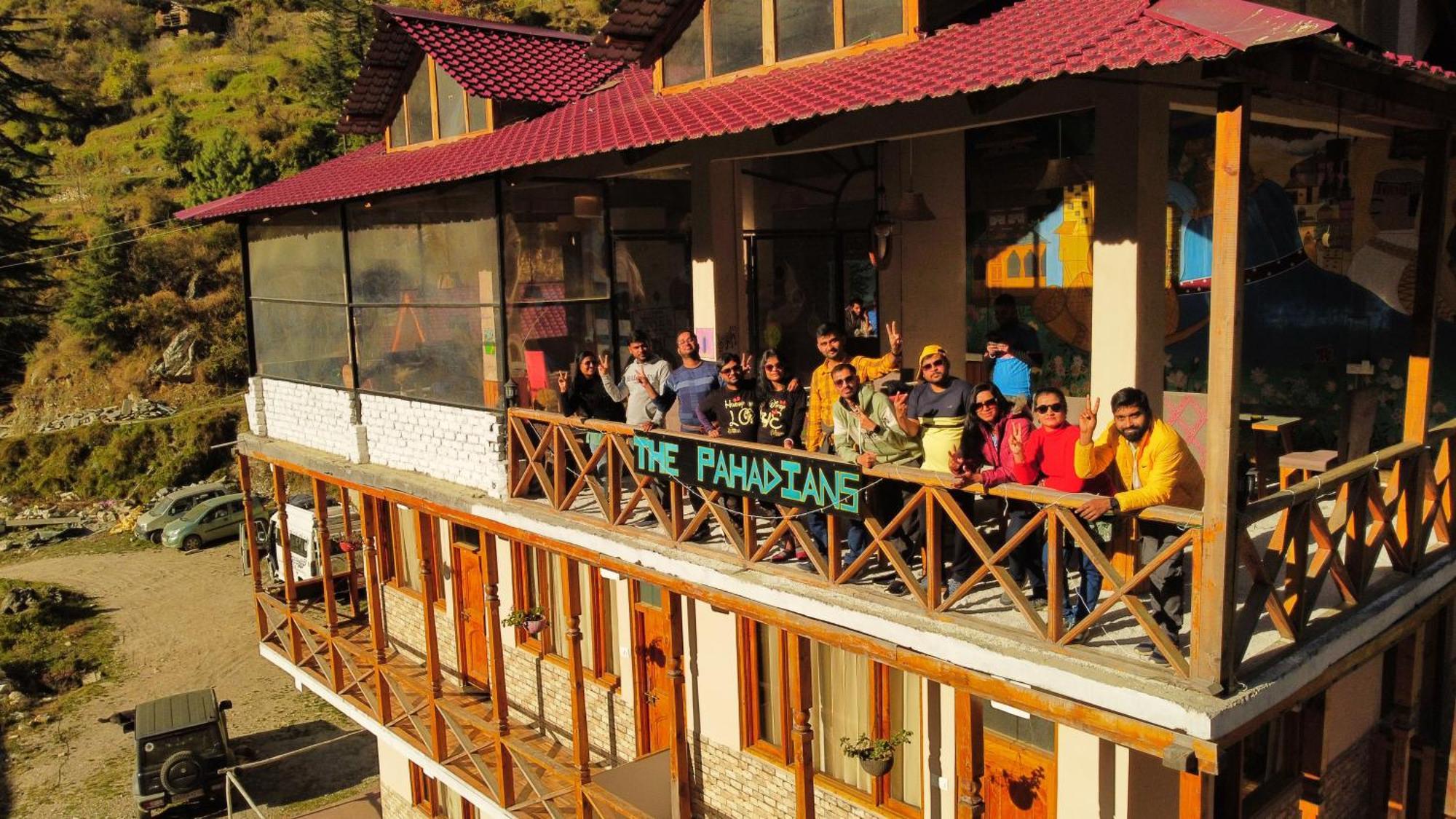 Thepahadians Food & Stay Jibhi Exterior foto